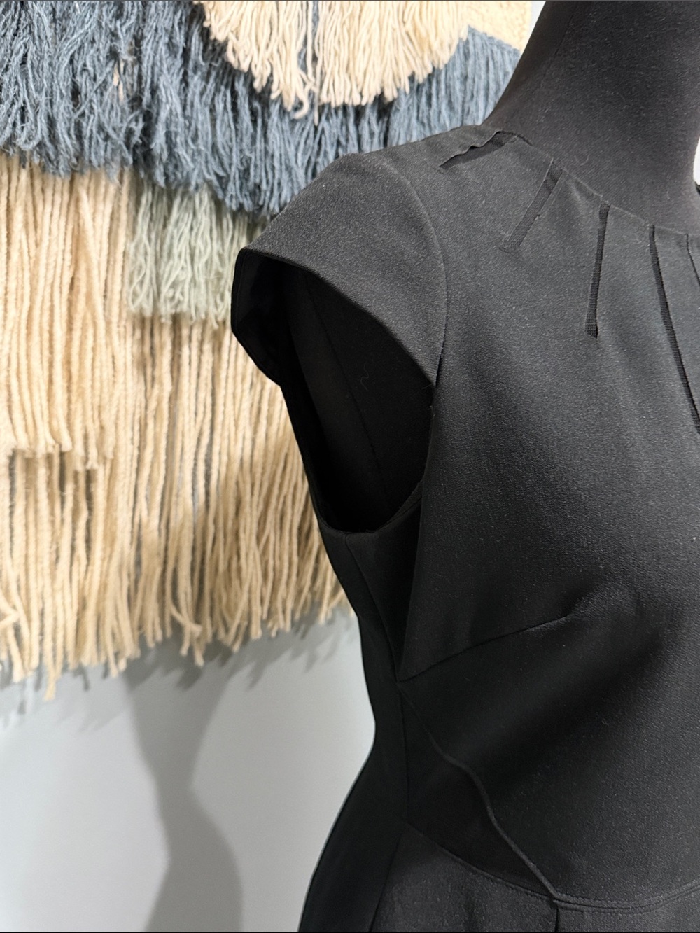 Adrianna Papell Black Sheath Dress Pleated Neck Cocktail Career Dress Size 4 - Picture 3 of 11